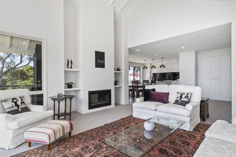 Photo of property in 76 Edgecumbe Road, Tauranga, 3110