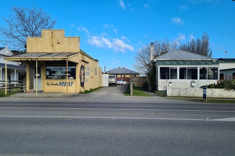Photo of property in 100 Main Road, Makaraka, Gisborne, 4010