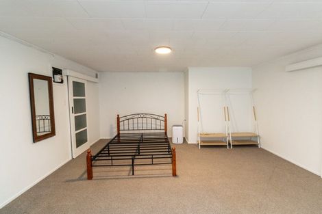 Photo of property in 30c Collins Avenue, Tawa, Wellington, 5028