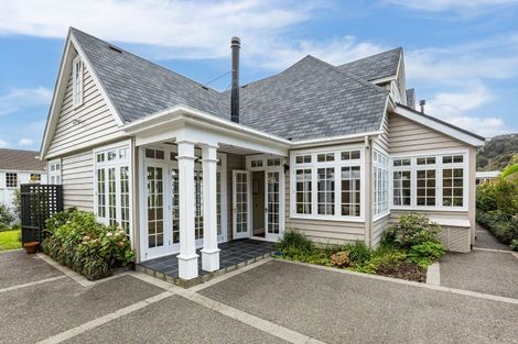 Photo of property in 6 Cheviot Road, Lowry Bay, Lower Hutt, 5013