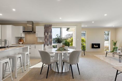 Photo of property in 43 Plescher Crescent, Leamington, Cambridge, 3432