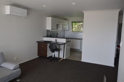 Photo of property in 4/5 Monte Cassino Place, Birkdale, Auckland, 0626