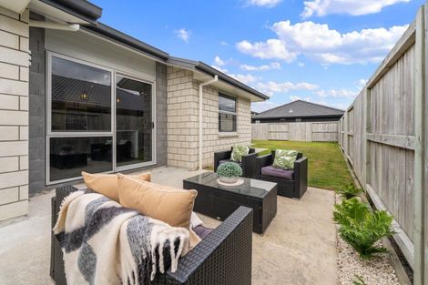Photo of property in 50 Harding Drive, Papamoa Beach, Papamoa, 3118