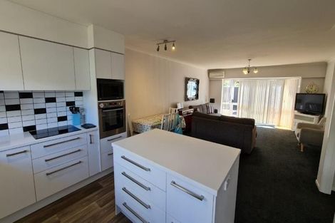 Photo of property in 64c Edgecumbe Road, Tauranga, 3110