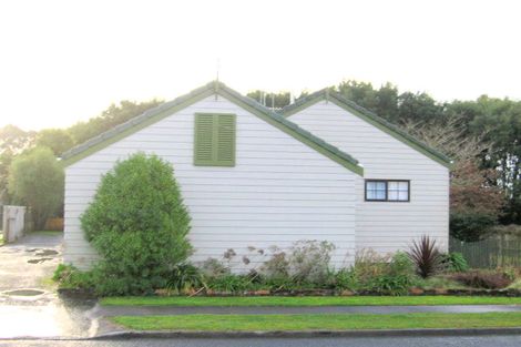 Photo of property in 2 Cromwell Drive, Fitzroy, Hamilton, 3206