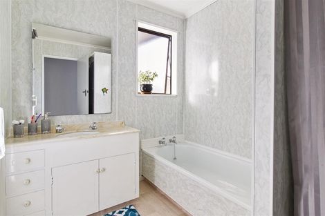 Photo of property in 4 Bond Street, Waimate, 7924