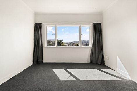 Photo of property in 35 Easther Crescent, Kew, Dunedin, 9012