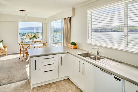 Photo of property in 58 Kiriwai Road, Paremata, Porirua, 5024