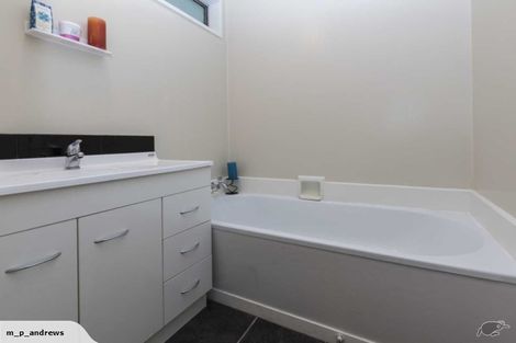 Photo of property in 1/41 Oldwood Street, Bishopdale, Christchurch, 8053