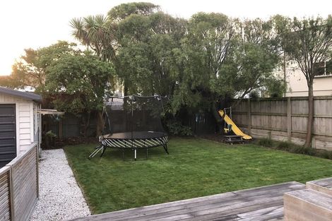 Photo of property in 8 Burgess Street, Sumner, Christchurch, 8081