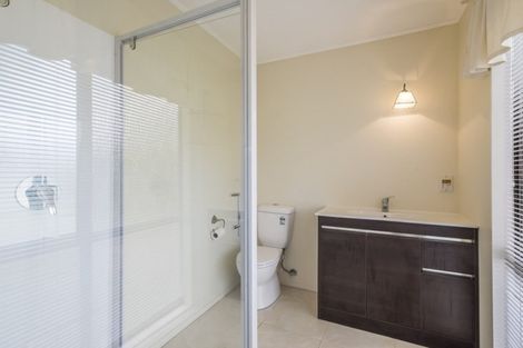 Photo of property in 32 Matai Road, Raumati South, Paraparaumu, 5032