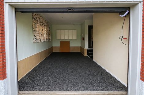 Photo of property in 6 Tybalt Street, Stratford, 4332