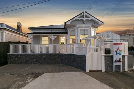 Photo of property in 2 Adelaide Street, Petone, Lower Hutt, 5012