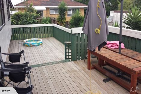 Photo of property in 2/10 Argyle Avenue, Pahurehure, Papakura, 2113