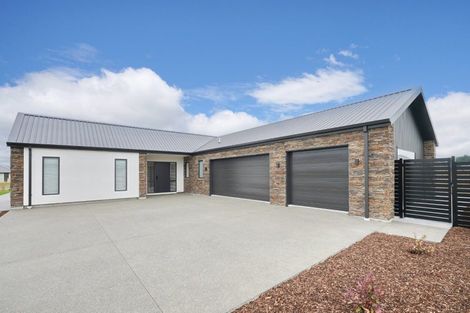 Photo of property in 14 Texel Crescent, West Melton, 7618