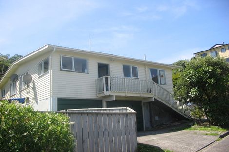 Photo of property in 8 Aspen Grove, Maungaraki, Lower Hutt, 5010
