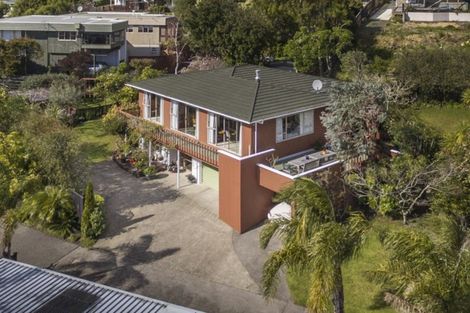 Photo of property in 26 Surville Place, Mairangi Bay, Auckland, 0630