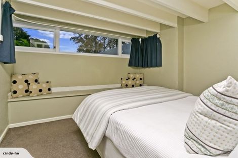 Photo of property in 1 Lynn Road, Bayview, Auckland, 0629