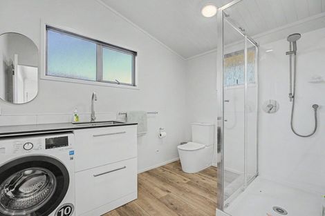 Photo of property in 17 Mccall Avenue, Pauanui, Hikuai, 3579