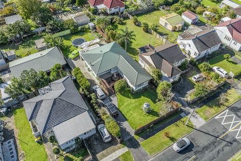 Photo of property in 30 Gardner Avenue, New Lynn, Auckland, 0600