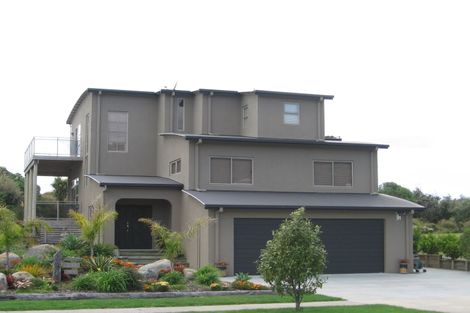 Photo of property in 33 Bowentown Boulevard, Bowentown, Waihi Beach, 3177