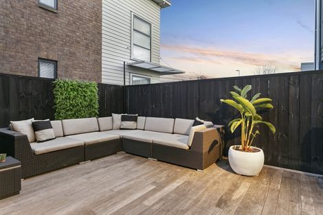 Photo of property in 22 Rangihina Road, Hobsonville, Auckland, 0616