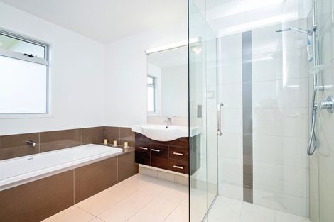 Photo of property in 32 Meissner Road, Havelock North, 4130