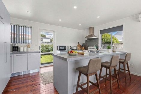 Photo of property in 171 Powderham Street, New Plymouth, 4310