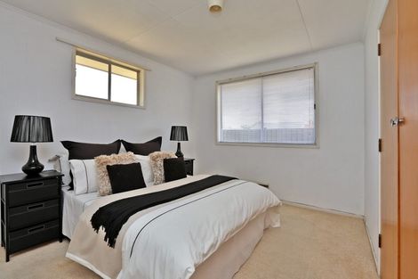 Photo of property in 2/34 Te Aute Road, Havelock North, 4130