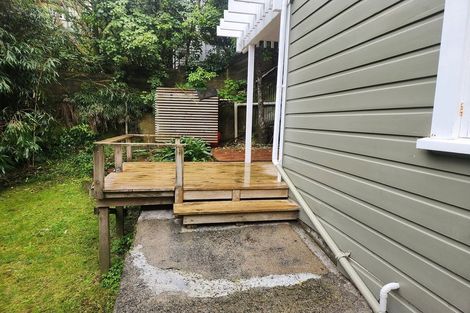 Photo of property in 1/139 Kelburn Parade, Kelburn, Wellington, 6012