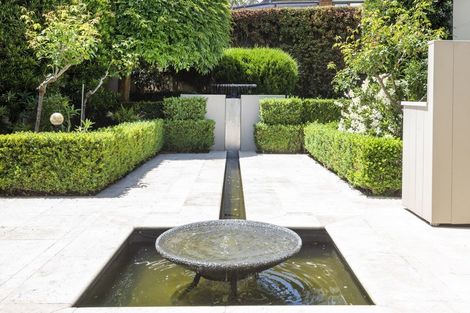 Photo of property in 5 Te Akau Crescent, Bucklands Beach, Auckland, 2012