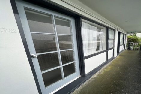 Photo of property in Avon Flats, 9/217 The Terrace, Wellington Central, Wellington, 6011