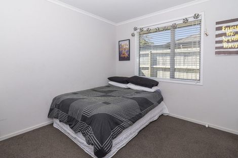 Photo of property in 6 Waipokapu Place, Opaheke, Papakura, 2113