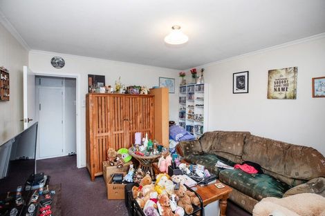 Photo of property in 2/71 Hills Road, Edgeware, Christchurch, 8013