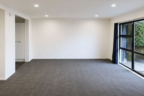Photo of property in 1 Brynbela Court, Papakura, 2110