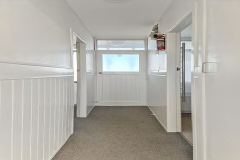 Photo of property in 23 Rangitane Street, Maupuia, Wellington, 6022