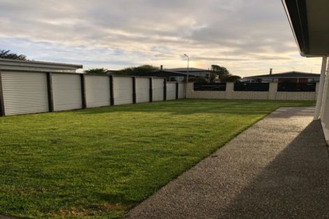 Photo of property in 51 Holloway Street, Waikiwi, Invercargill, 9810