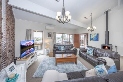 Photo of property in 363 Pakura Street, Te Awamutu, 3800