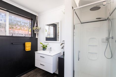 Photo of property in 94b Brois Street, Frankleigh Park, New Plymouth, 4310