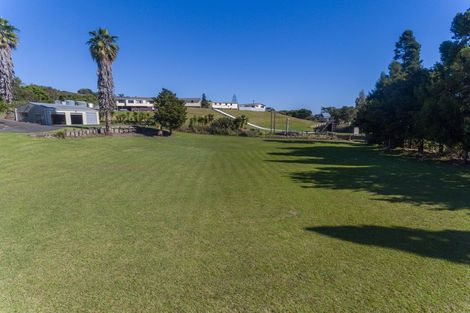 Photo of property in 30 Berghan Road, Coopers Beach, 0420