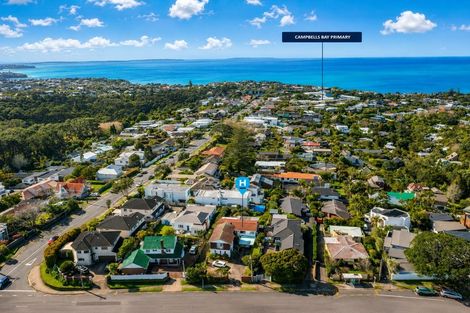 Photo of property in 211 East Coast Road, Castor Bay, Auckland, 0620