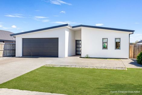 Photo of property in 118 Chinnerys Road, Woodend, 7610