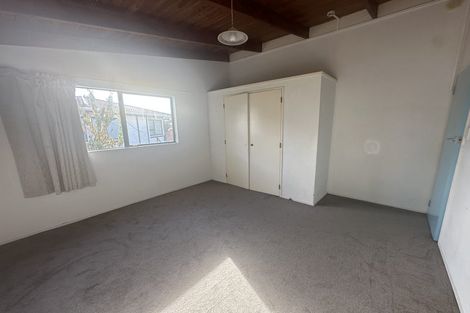 Photo of property in 20 Wattle Road, Sunnyvale, Auckland, 0612