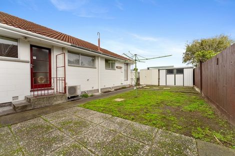 Photo of property in 84 Pacific Road, North New Brighton, Christchurch, 8083