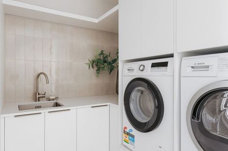 Photo of property in 19 Ridge Drive, Omokoroa, 3114