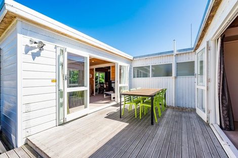 Photo of property in 4 Rimu Street, Waikanae, 5036