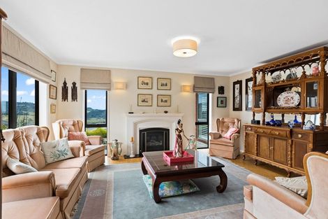 Photo of property in 32 Seaview Crescent, Hatfields Beach, Orewa, 0931