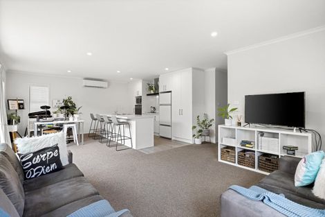 Photo of property in 45 Puhirake Crescent, Pyes Pa, Tauranga, 3112