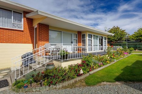 Photo of property in 11 Oxford Street, Waimate, 7924