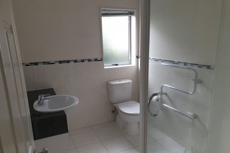 Photo of property in 9 Seresin Crescent, Flat Bush, Auckland, 2016